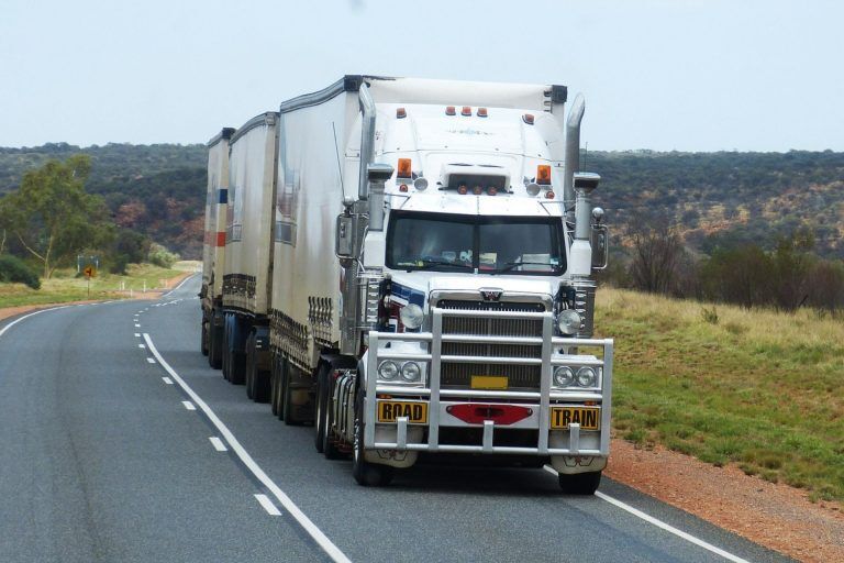 Truck-Accidnet-Lawyers-768×512-1